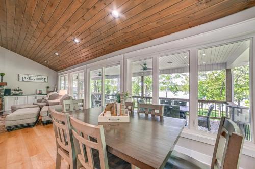 New Concord House | Inviting Kentucky Lake Home with Deck, Dock & Scenic Views