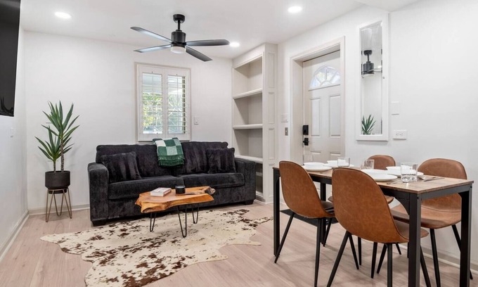 Cherrydale Apartment | Modern King Bed Retreat with Backyard Near DC