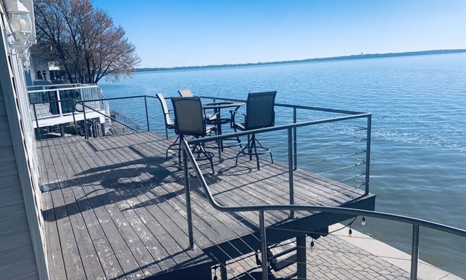 Clear Lake House | Modern Lakefront Home with Pool and Breathtaking Views