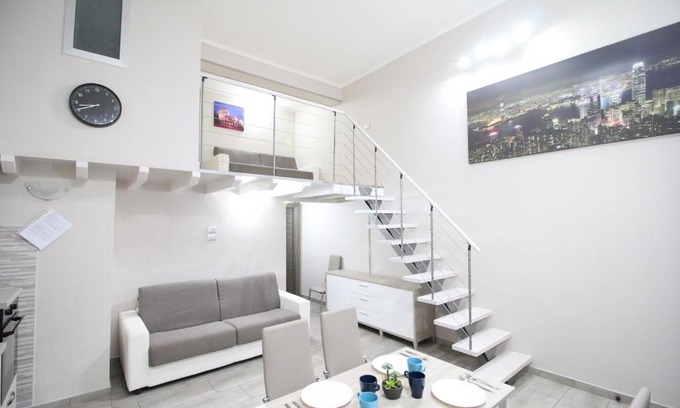 Zona XVI Torrenova Apartment | Stylish Loft Apartment with Pet-Friendly Amenities