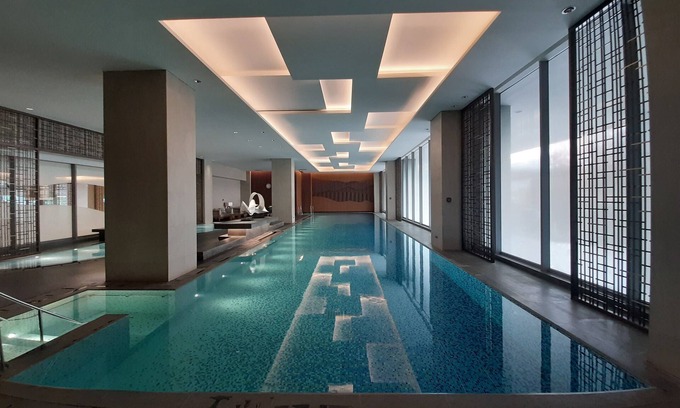 Bumi Serpong Damai Apartment | Contemporary 3BR Apartment with Pool in Branz BSD City