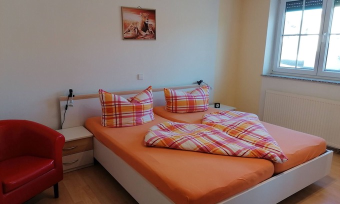 Wutoeschingen Apartment | Stylish 2-Bedroom Apartment with Balcony & Pool Access