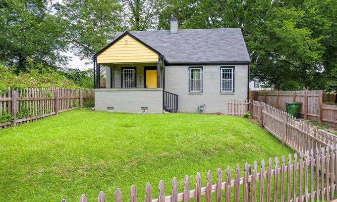 Washington Park House | Modern Home Near ATL Downtown with Family-Friendly Amenities