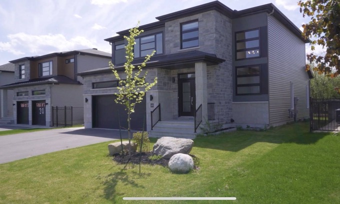 Aylmer House | Modern Luxury 4 Bedroom House