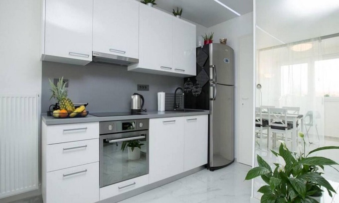 Velika Gorica Apartment | Modern Apartment Near Zagreb Airport with Free Wifi & Kitchen