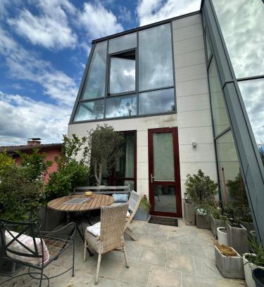 Hutteldorf Apartment | MODERN LUXURY FOREST APARTMENT - 30 mins to center