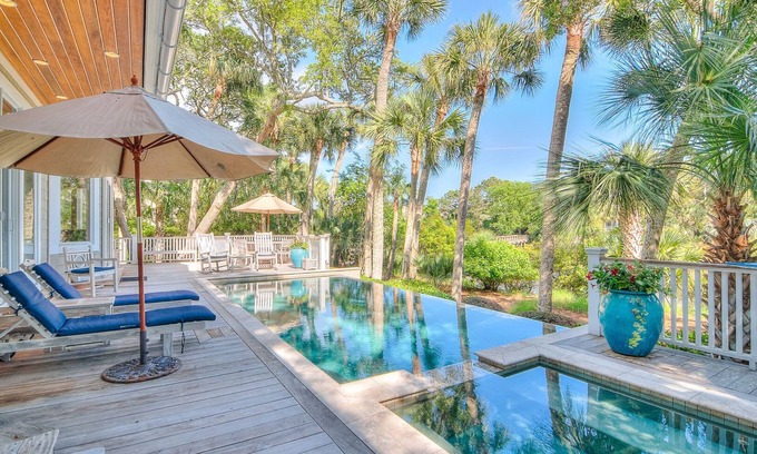 Vanderhorst Plantation House | Discover Kiawah: Oceanfront Retreat with Private Pool & Spa