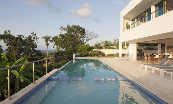 Las Terrenas Villa | Exquisite Oceanfront Villa with Private Pool & Spa