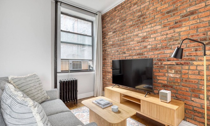 Tudor City Apartment | Modern 2BR Murray Hill Retreat near UN with Essential Amenities