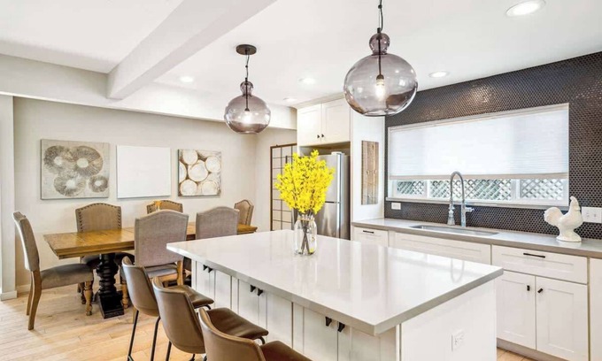 Napa House | Modern Napa 3BD Wine Country Escape w/Pool & Spa