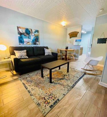 Waco Apartment | Modern Hotel Near Magnolia for Your Perfect Getaway