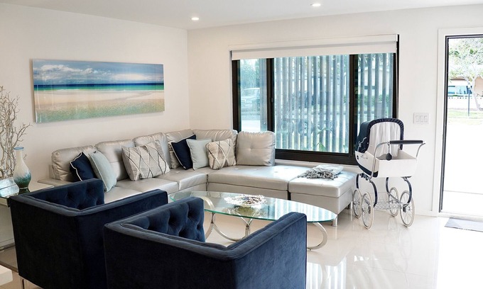 Melaleuca Gardens House | Contemporary Family Haven: Modern New House Awaits You