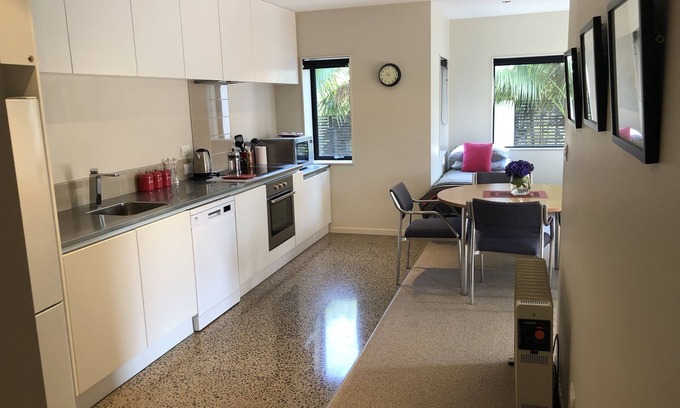 Oakura Condo | Stylish Oakura Accommodation with Ocean View and Pool
