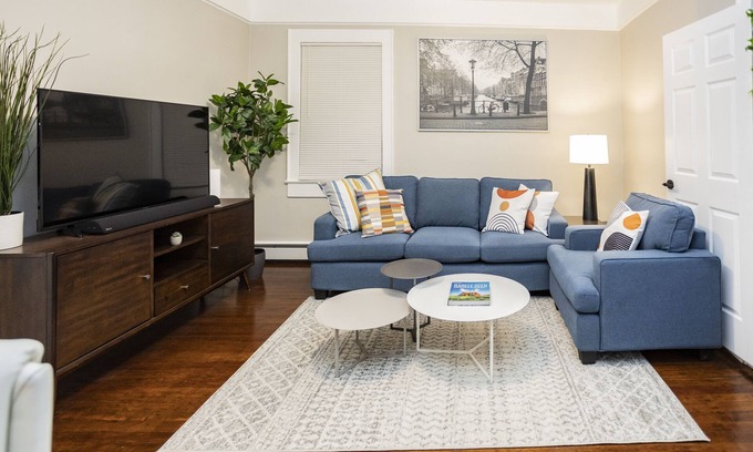 Bloomfield Apartment | Contemporary Retreat with Family-Friendly Amenities