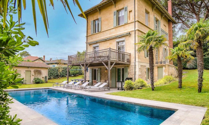 Arcachon Villa | Arcachon Style Villa with Private Pool and Ocean Views
