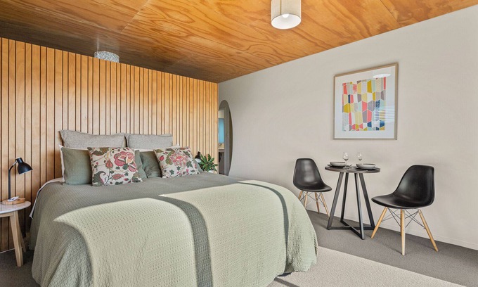 Bethlehem Apartment | Modern Bethlehem Guest Studio with Oceanfront Views