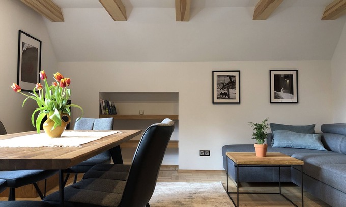 Kroscienko nad Dunajcem Apartment | Modern Apartment with Spa and Breakfast in Beautiful Poland