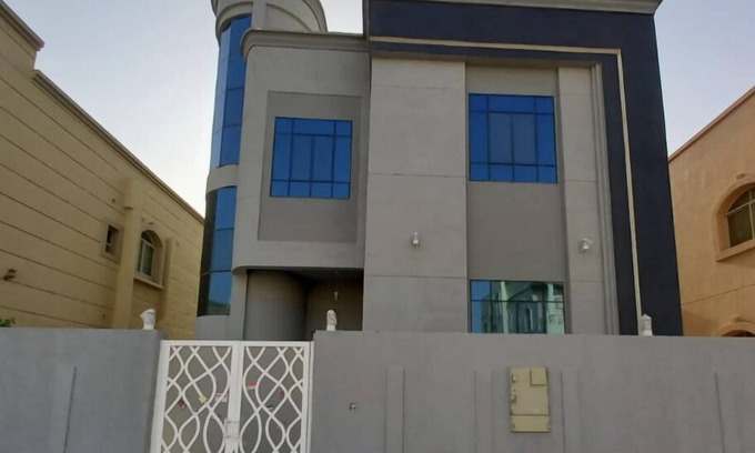 Ajman Villa | Elegant Villa in Ajman, UAE - Ideal for Families & Groups