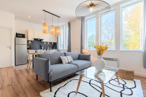 Marcq-en-Baroeul Apartment | Quiet 3-Bedroom Apartment with Parking - Rated 8.6/10