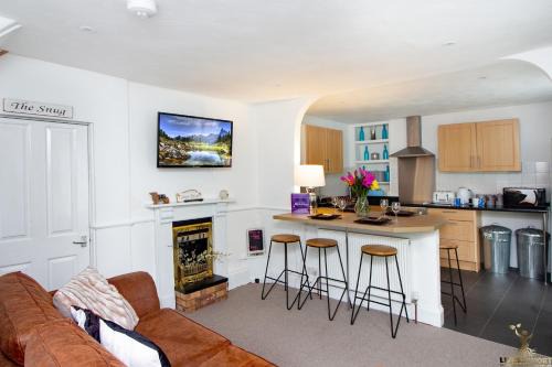 Exeter House | Unique Exeter City Cottage Steps from Shops and Attractions