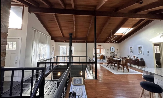 Bushkill House | Pet-Friendly Bushkill Home Close to Year-Round Activities