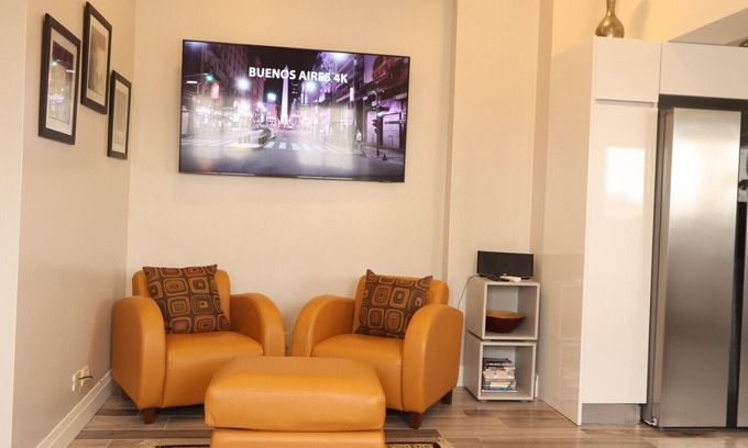 Recoleta Condo | Elevated Recoleta Penthouse with Rooftop Pool & Balcony