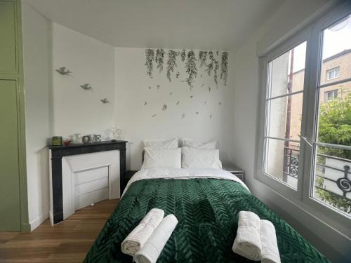 Quartier Centre Ville Apartment | Modern Renovated Apartment Near Orly Airport - Family Friendly