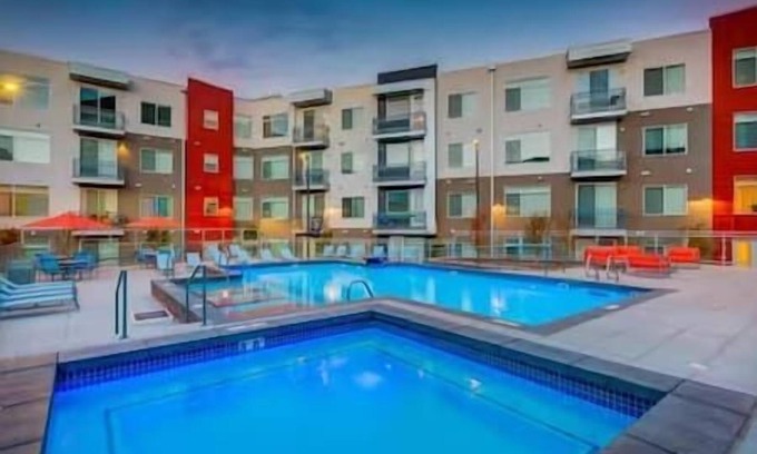 Salt Lake City Apartment | Modern 2BR Resort Apartment with Pool, Gym & Hot Tub