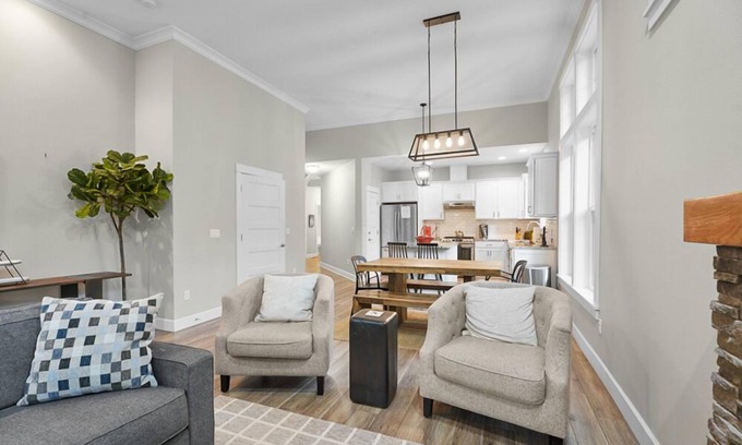 Welches House | Ideal Dog-Friendly Getaway at Modern Retreat in Mt Hood