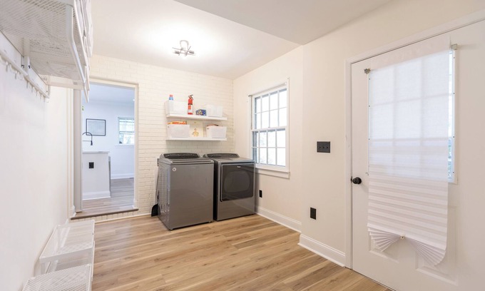 Charlotte House | Premier Modern Retreat with Breakfast in South End