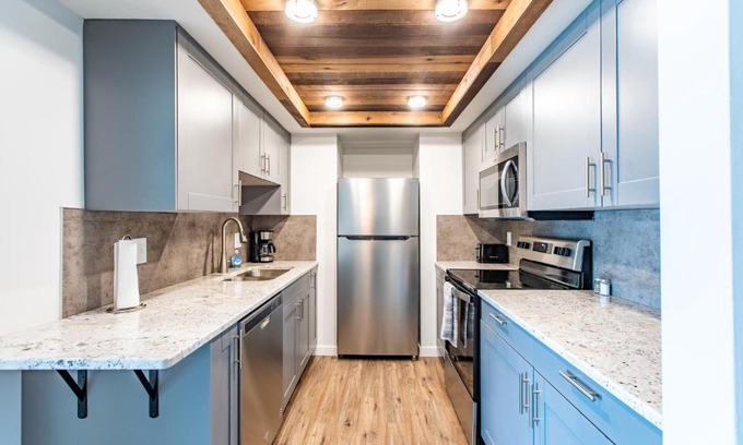 East Side Pioneers Apartment | Rustic 2-Bed Retreat Steps from Mayo Clinic