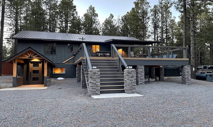 Heber Cabin | Cozy Cabin Retreat in the Pines - Guest Rated 10/10