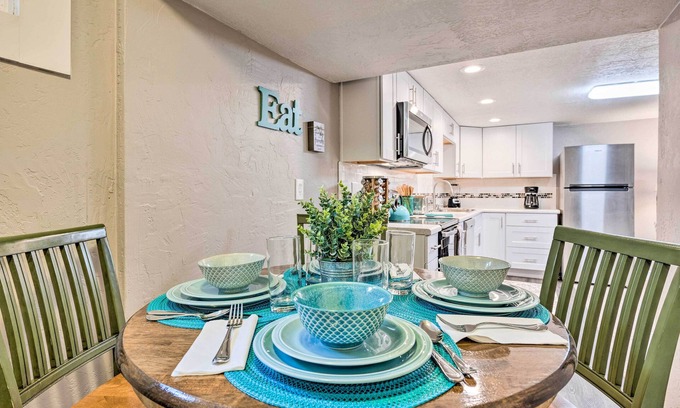 South Salt Lake Apartment | Modern Salt Lake City Apartment with Spa & Breakfast Included