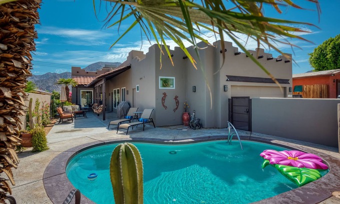 La Quinta Cove House | Inviting Santa Fe Home with Pool and Ocean View Getaway