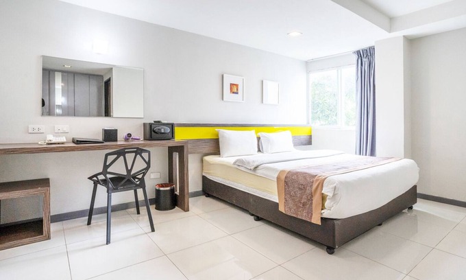 Thanon Phaya Thai Apartment | Modern Shape close to Pratunam Market & Siam Area