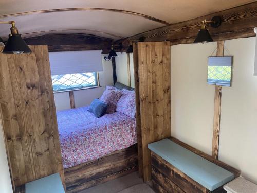 Turnchapel House | Exceptional Stay at Modern Shepherd's Hut in St Anne's