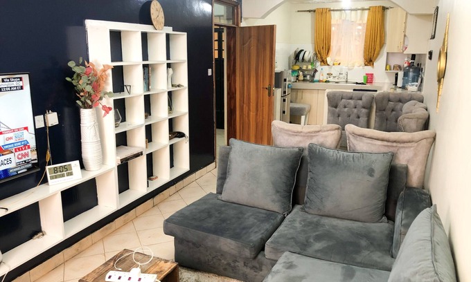 Kikuyu Apartment | Pet-Friendly 1 Bedroom Apartment with Family Amenities