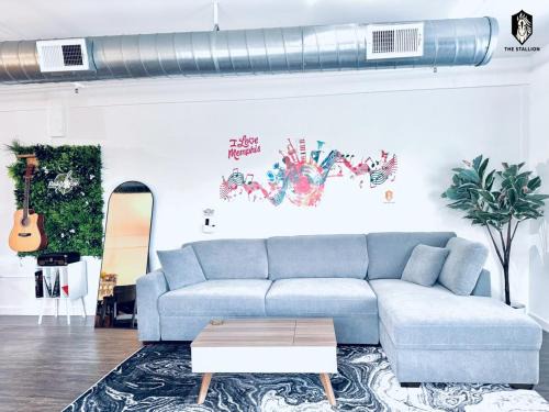 Downtown Memphis Apartment | Modern Spacious 1BD Loft in Memphis Downtown