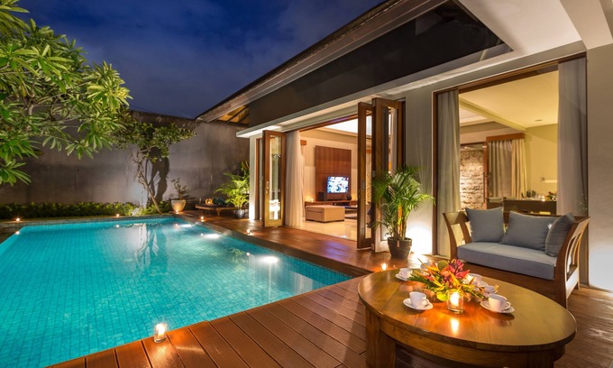Sunset Road Villa | Stylish 2 BR Villa in Seminyak with Private Pool & Ocean View