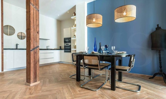 Centro Apartment | Stylish Apartment in Historic Center - Family Friendly Stay