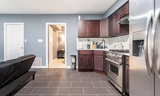 Ampere House | Modern Spacious Home, Family-Friendly, 30 Min from NYC