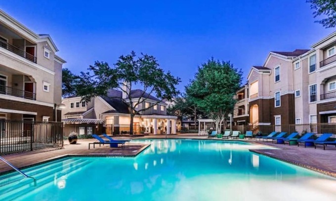 Stafford Apartment | Modern Executive 3BR with Breakfast & Kid-Friendly Space