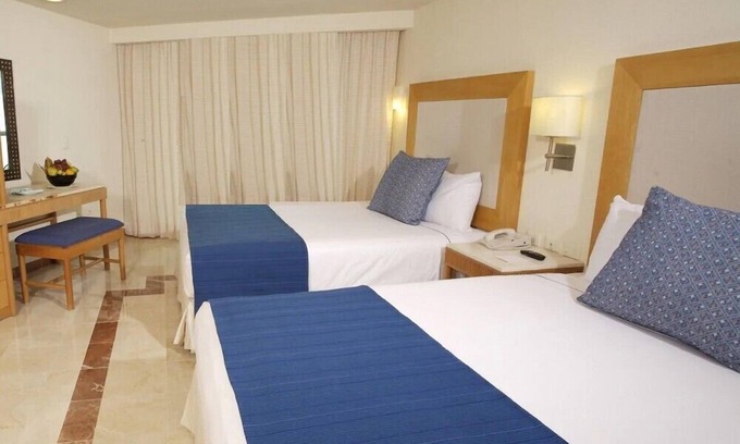 Cozumel Hotel | Guest Rated: Modern Studio at Cozumel with Beach Access