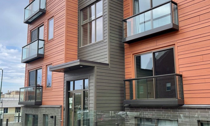 Traverse City Condo | Top-Rated Modern State Condo in Vibrant Downtown TC