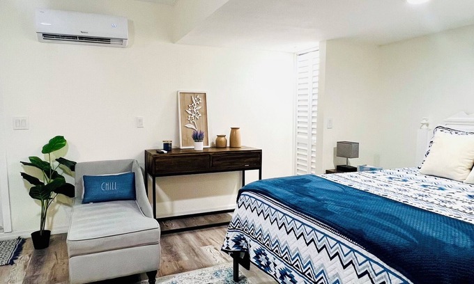 Walsingham Apartment | Modern Studio Retreat, Just 8 Minutes to the Beach!