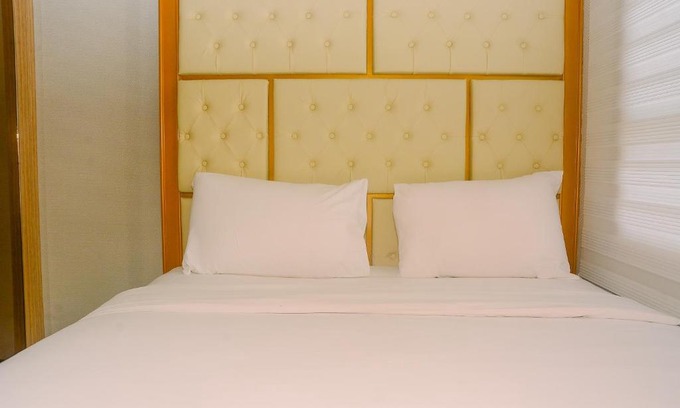 East Jakarta Apartment | Stylish Studio at Titanium Square with Pool Access