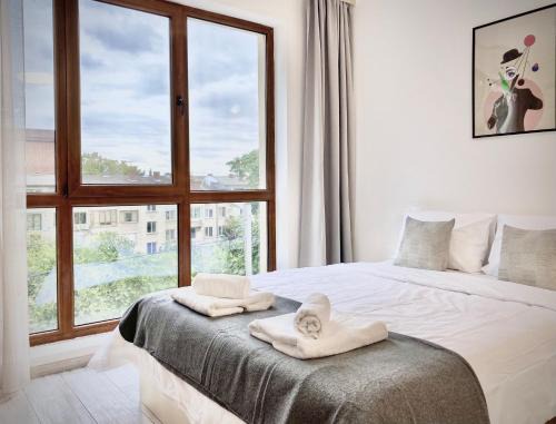 Stara Zagora Apartment | Contemporary Studio for 4 with Fast Wi-Fi & Child Friendly