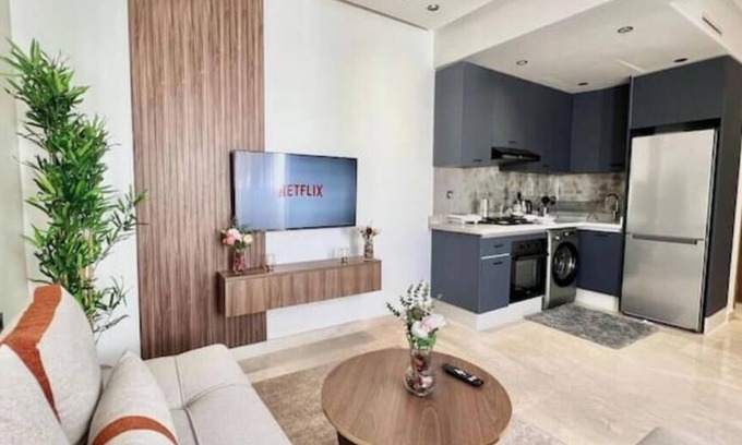 LA GIRONDE Apartment | Modern studio with terrace in Casablanca Maarif