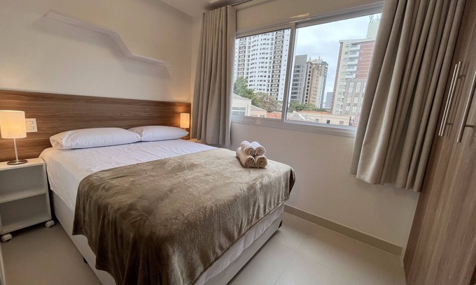 Sao Paulo Apartment | Stylish Studio with Wi-Fi, Gym & Steps to Ibirapuera Park