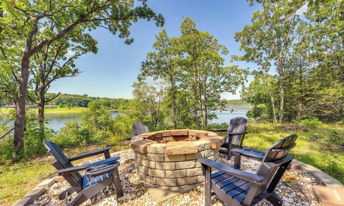Shell Knob House | Inviting Table Rock Lake Retreat with Scenic Deck and Amenities